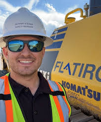 Zachary Steiner's Instagram, Twitter & Facebook