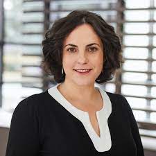 The book was set 2000 years from now, after the world was destroyed by war leaving the earth knocked off its rotation and the ground above to become a desolate frozen. Andra Corina Buescu Senior Manager Development Mcdonald S Deutschland Xing