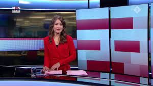 Een dagje toeren op zandvoort. Amber Brantsen Nos Journaal Presentatrice 11 Augustus 2017 7 00 Uur Vroege Ochtend Nieuws Npo1 Youtube