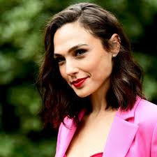 If you have good quality pics of gal gadot, you can add them to forum. Gal Gadot Reveals Why Wonder Woman Doesn T Wear Red Lipstick In 1984 Interview Allure