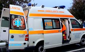 Transportul copiilor in autoturisme 2017. Copil Spulberat De MaÈ™inÄƒ In FaÈ›a PÄƒrinÈ›ilor Care IÈ™i FÄƒceau Un Selfie In Lanul De RapiÈ›Äƒ Libertatea