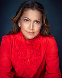 Headshots and portraits with ⚜️ANNA SAMSON⚜️ . . .  #headshotsthatlooklikeyou #headshots #sydneyheadshots #photographer  #photography #portraitphotography #portrait #sydneyportraitphotographer  #marnyarothephotography