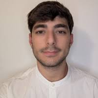 200+ profili “Daniel”