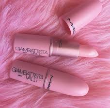 Nyx turnt up lipstick in flutter kiss and maybelline color sensational creamy matte lip color in 660 touch of spice (tie) Luena