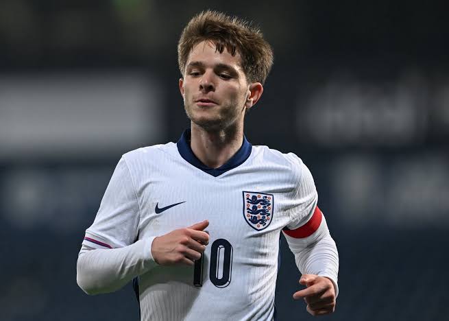 [Sky Germany] Manchester City midfielder James McAtee is a target for Bayer  Leverkusen, while the 22-year-old Englishman is also being monitored by a  number of Premier League clubs - smaller squad sale? : r/MCFC
