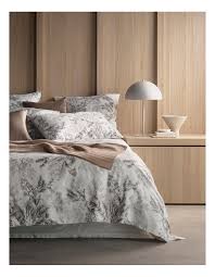 The reversible quilt with a bordered scalloped edge features diamond patchwork and floral print on. Sheridan Boyer Bed Linen Collection In Ivory Myer