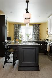 Dream Budget Kitchen Sarah Richardson Design In 2020 Yellow Kitchen Walls Kitchen Wall Decor Kitchen On A Budget