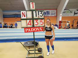 Elisa molinarolo (nacida el 29 de enero de 1994) es una saltadora con pértiga femenina italiana, que ganó dos campeonatos nacionales. Padova Boom Di Elisa Molinarolo 4 35 Nell Asta Queen Atletica