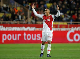 Youri tielemans is a transfer target for manchester united and liverpool but leicester are desperate to keep him credit: Leicester Sign Youri Tielemans On Loan From As Monaco The Independent The Independent