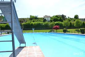 Avant Derniere Saison Pour La Piscine En Plein Air De Porrentruy Rfj Votre Radio Regionale
