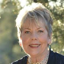 Beth Niebuhr's Instagram, Twitter & Facebook