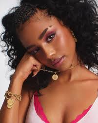 YourChoiceYourFARFETCH: FARFETCH Presents New Brand Campaign featuring Kim  Cattrall, Josh Hartnett, Steve Lacy, and María Isabel