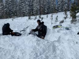 Bca float 22 avalanche airbag backpack runner up: Monster Utah Avalanche Barrels Down On Snowmobilers Caught On Video
