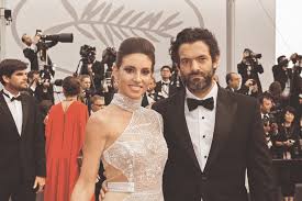 Γυμνάζεται με πανιά στον 5ο μήνα της εγκυμοσύνης της. Egkyos H A8hna Oikonomakoy Ipop