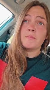 Summer Hamby's Instagram, Twitter & Facebook