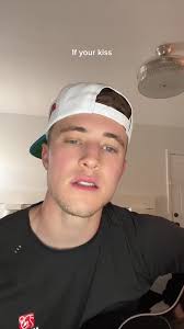 This song >>> #acousticcover #countrycover #singer #lukecombs #loveyouanyway