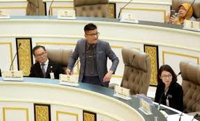 Dewan undangan negeri melaka is on facebook. Sidang Dun Melaka Kecoh Gara Gara Babi