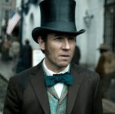 Manhunt: Tobias Menzies