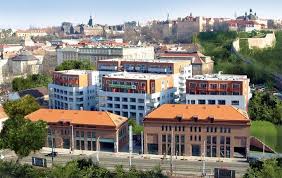 The traffic connection to the center of prague is great, it takes only a few minutes. Ferienwohnung In Prag 2 Your Apartments At