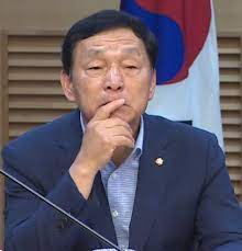Feb 17, 2017 · 지난 2016년 4월 13일 치뤄졌던 제20대 국회의원 선거로 당선된 300명의 국회의원 명단을 알아보려고 합니다. ê¹€ì² ë¯¼ 1957ë…„ ìœ„í‚¤ë°±ê³¼ ìš°ë¦¬ ëª¨ë'ì˜ ë°±ê³¼ì‚¬ì „