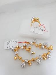 Jewellery retail shop in malaysia offering jewellery for men and women including white & yellow gold, wedding bands, engagement rings,jade,bangles. Facebook