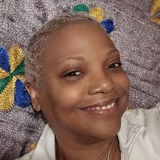 This morning, I made a tassel earrings drive-by at the salon to meet Ms.  Laneisha Wilson. She commissioned me to create eight pairs of tassel yarn  earrings for her. Although we had