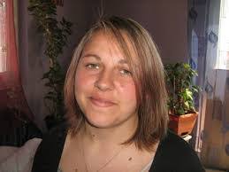 Karen Bertrand's Instagram, Twitter & Facebook