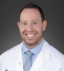 Abraham Perl's Instagram, Twitter & Facebook