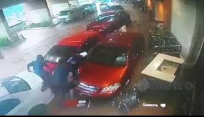 Inb4 ada orang tuang minyak lol. Tertekan Pedal Minyak Dua Wanita Dan Bayi Parah Dilanggar