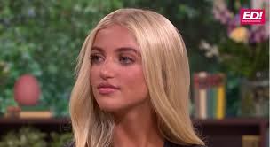 Perfect comeback" following death of wife Samantha hailed ❤️ ⬇️