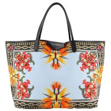 Givenchy Antigona Shopper Printed Canvas Large At 1stdibs