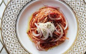 Spaghetti With Strawberry Tomato Sauce Recipe Vegetarian Pasta Recipes Tomato Sauce Recipe Recipes