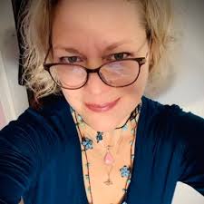 Deborah Conti (@glowqueen2000)