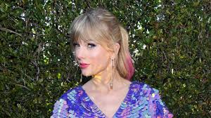 Justin got rid of his long hair covering his ears and forehead, justin appeared for the 2011 video music awards with selena gomez with his accessorizing glasses. Taylor Swift S New Album Lover Is Out And Here S All The Hidden References You Missed Teen Vogue