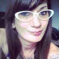 Alyssa Sauer's Instagram, Twitter & Facebook