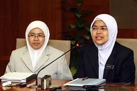 It consists of the subordinate courts. Islamic Court Makeover In Malaysia Two Women Appointed To Sharia Court Bench Csmonitor Com