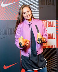 Martens has reportedly collected a satisfactory amount from her professional career and her earning is estimated around$10 million. Lieke Martens On Twitter Look At These Beauties Bornmercurial Nikefootball