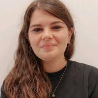 Lea Santoro's Instagram, Twitter & Facebook