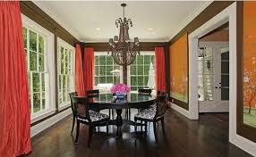 Jassy ist der vorsitzende von rainier prep, einer charterschule in seattle. Inside Andy Jassy S Santa Monica House Dirt