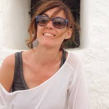 Ana Arroyo (@aniosona10)