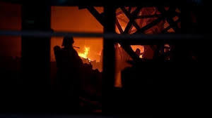 L' incendie ravageur qui a coûté la vie à trois nigérians, samedi 17 juillet, dans un immeuble squatté de marseille, pourrait avoir été causé de manière volontaire.les enquêteurs s. France Trois Morts Et Plusieurs Blesses Dans L Incendie D Un Immeuble A Marseille
