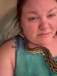 Ball python with unique marking