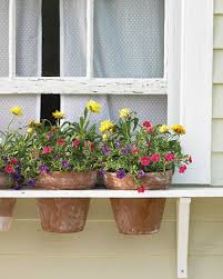 Increase your home's curb appeal and grow beautiful plants on windows by following these inexpensive yet appealing diy window box ideas! 15 Cool Diy Window Boxes With Tutorials Shelterness