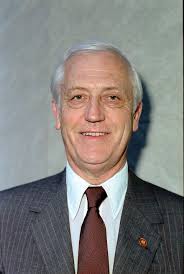 Daniel Ruge's Instagram, Twitter & Facebook