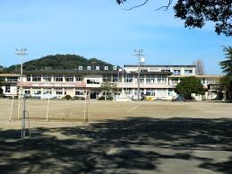 鹿児島県 薩摩川内市のガソリンスタンドに関する、ガソリン価格情報、クチコミ情報を掲載しています。 鹿児島県 薩摩川内市 ガソリンスタンド情報. è©æ'©å·åå¸ç«äºå±±å°å­¦æ ¡ Wikipedia