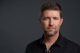 Josh Turner will perform at Hobart Arena in Troy