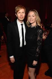 She tied the knot with musician and recording artist beck in april 2004. Marissa Ribisi And Beck S Almost 15 Years Marriage A Look Back At Their Relationship