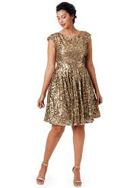 Rent Gilded Flowers Dress By Badgley Mischka For 70 Only At Rent The Runway Plus Sized Gold Plus Size Dresses Dresses Gorgeous Prom Dresses