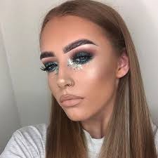 548 Likes, 4 Comments