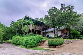 Austin Vacation Rental The Ultimate Lake House Experience On The South Shores Of Lake Travis Just Steps Down To The Austin Vacation Vacation Rental Vacation